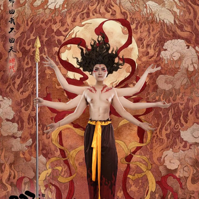 眼圈黑黑的狐的个人主页 - 半次元 - ACG爱好者