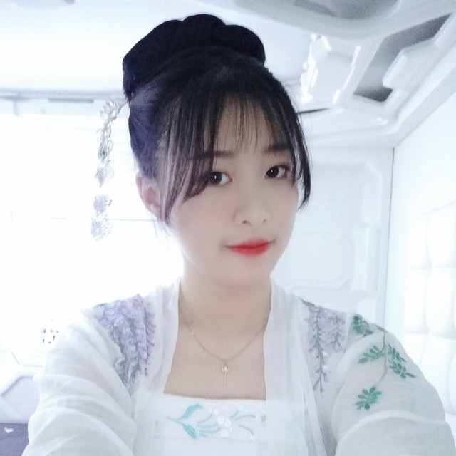 斐然OvO的个人主页 - 半次元 - ACG爱好者社区